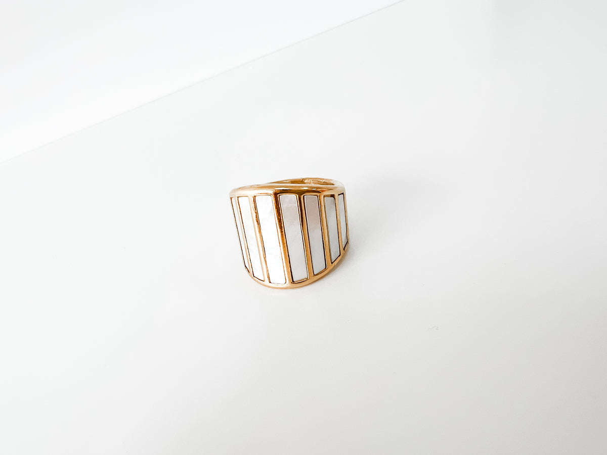 Mother of Pearl Chunky Ring